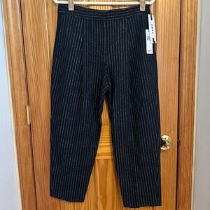 NWT 2016 DKNY Pinstripe Wool Blend Barrel Pant Size 6